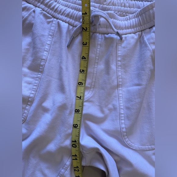 Athleta Farallon jogger pants 8 Light gray Tapered crop Elastic waist Pockets - Picture 9 of 16
